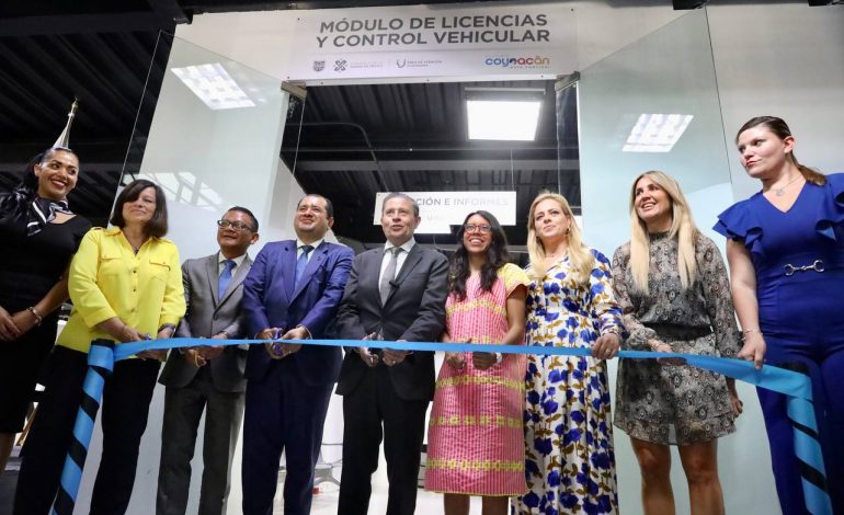 Inaugura Giovani Gutiérrez 1er Módulo de Control Vehicular y Licencias