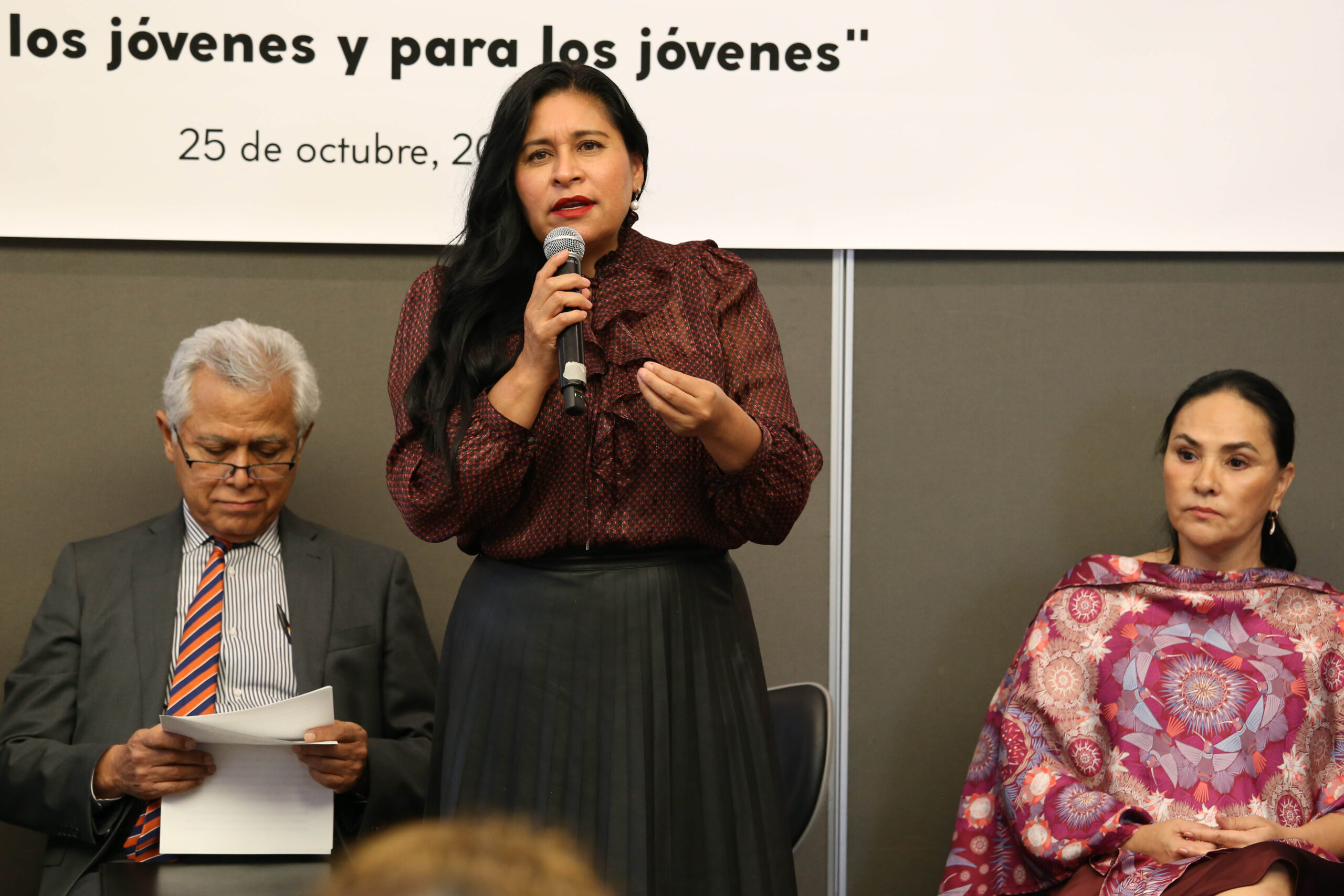 Ana Lilia Rivera destaca labor de jóvenes en zonas rurales