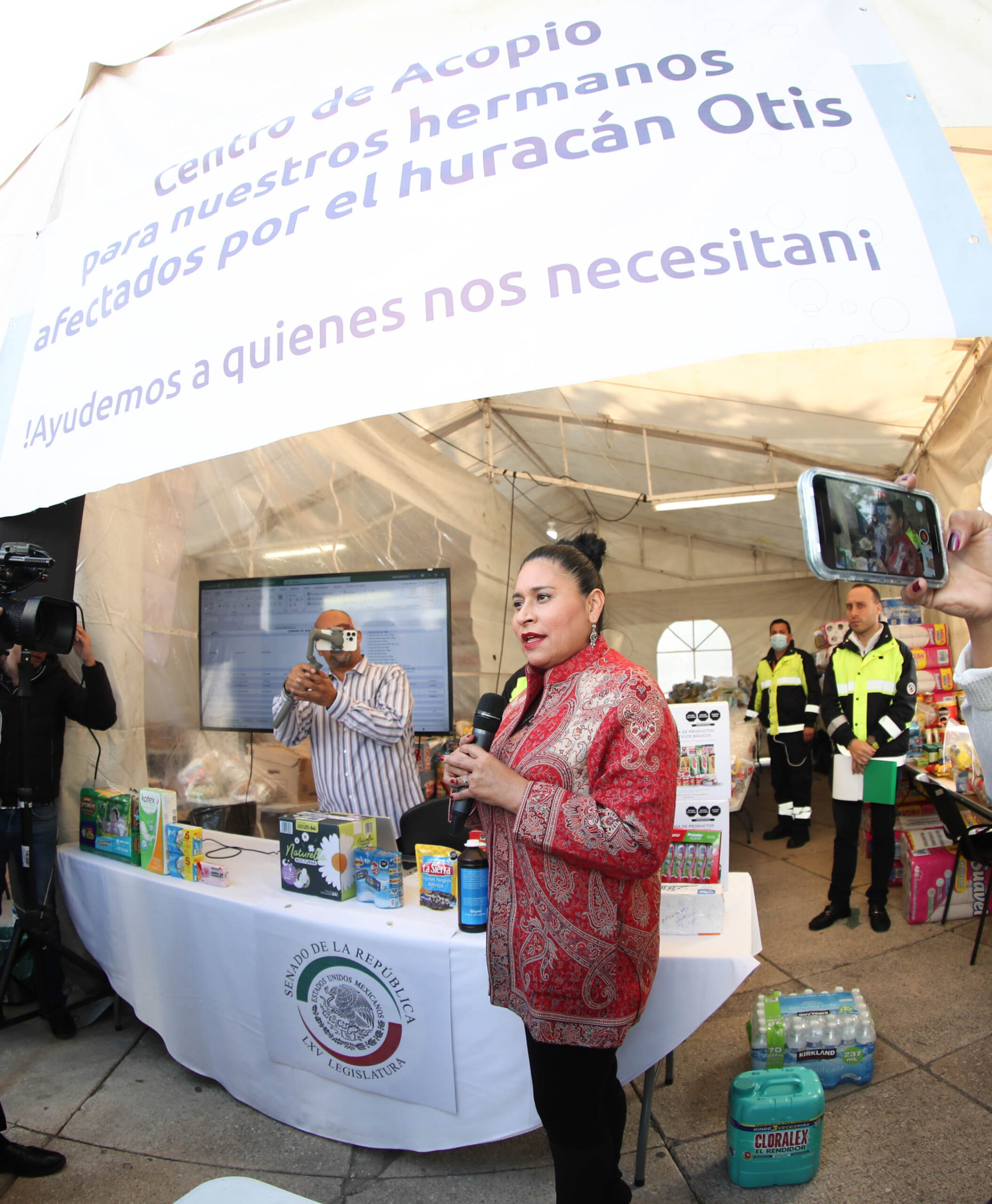 Senado envía primer cargamento de víveres para ayudar a afectados en Guerrero 
