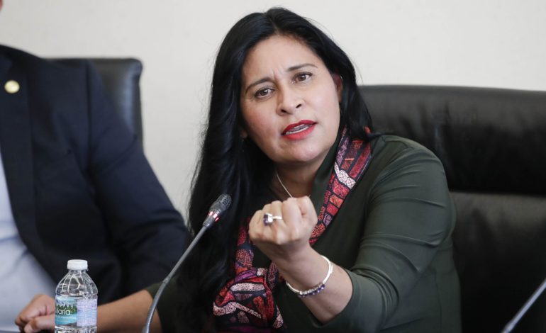 Entrega Ana Lilia Rivera reconocimientos a integrantes del Consejo de Líderes MX 