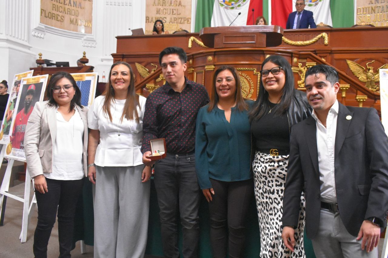 Congreso CDMX otorga Medalla al Mérito Deportivo 2022
