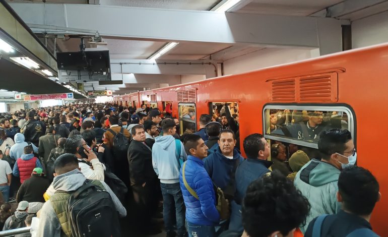 Urge intensificar quejas por mal servicio del Metro: Panistas